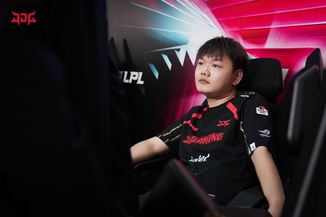 频繁的教练 频繁的教练