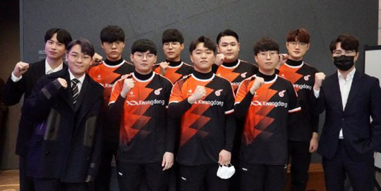 C羅也曾因 C羅也曾因