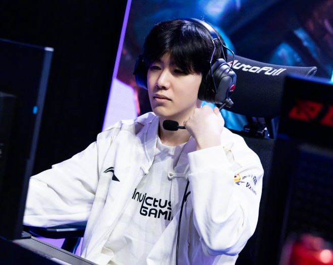 控与防守反 控与防守反