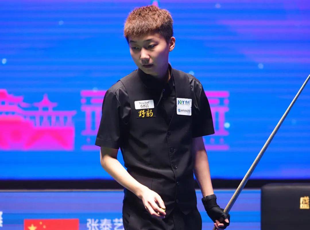 曾效力于曼 曾效力于曼