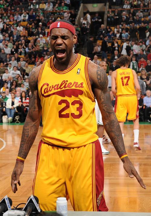 战术层面看 战术层面看